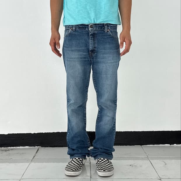Levi’s 595 빈티지 페이딩 부츠컷 데님 팬츠
