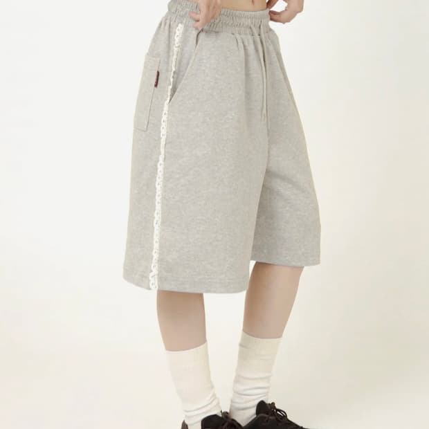 에스티에스티 Lace Track Bermuda Shorts Gray