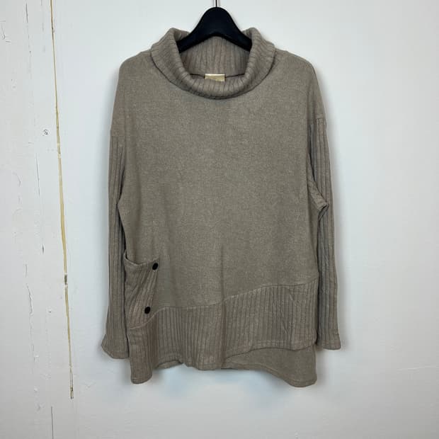 JPN 모리/러블리/펑크/Y2K 포켓디테일 니트 목폴라 M-L