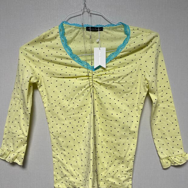 샵페어리 새상품 long sleeve🐁⭐️