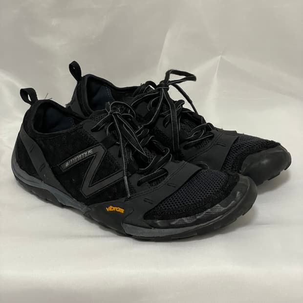 (275) 뉴발란스 미니머스 MT10 V1 블랙
