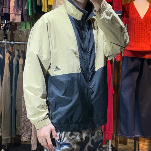 L 아디다스 삼선로고 베이지 배색 나일론 자켓