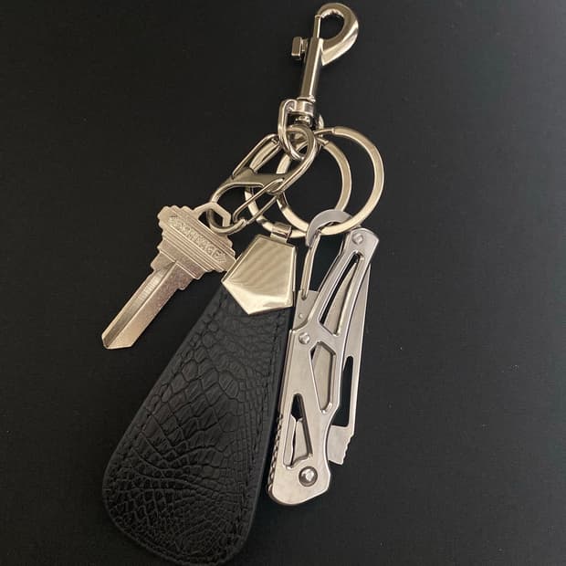 블랙 슈혼 키링