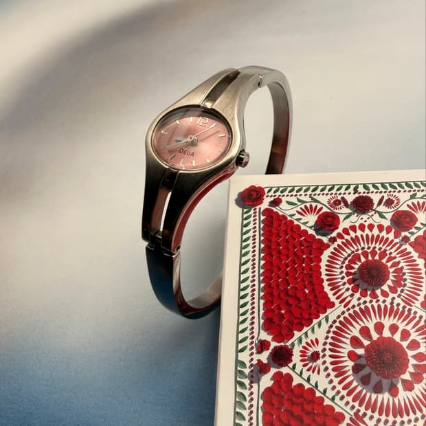 Seiko alba_ 1995s vintage bangle watch