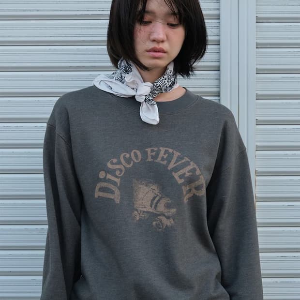 BEAKER 비이커 디스코 피버 여성 맨투맨 티셔츠