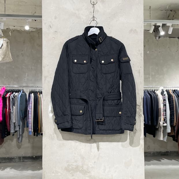 바버 인터내셔널 블랙 폴라퀼트 투어러 퀼팅 자켓