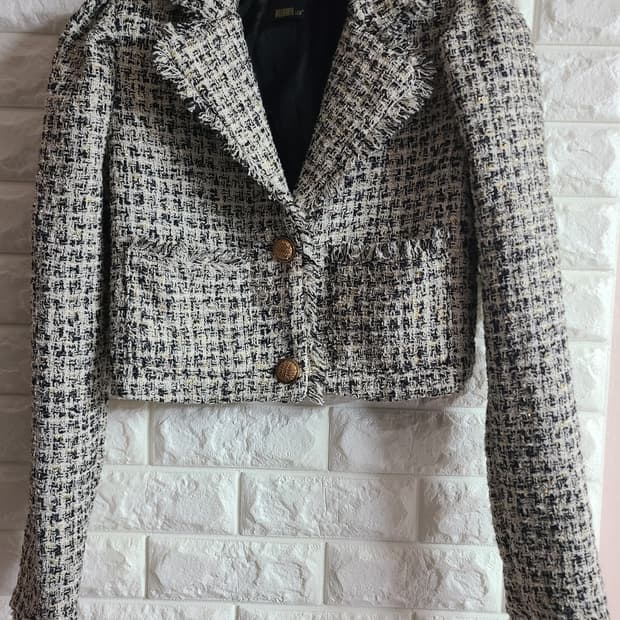 MILLRUWYA  크롭 트위드 자켓(s)