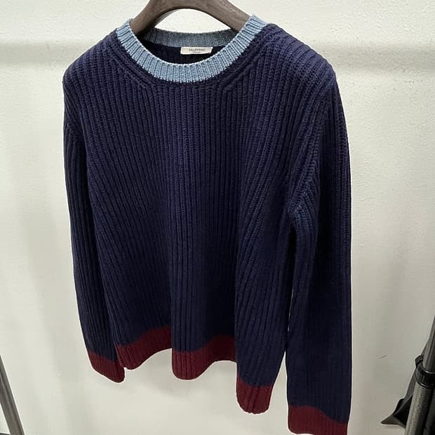 100) 발렌티노 배색 울니트 