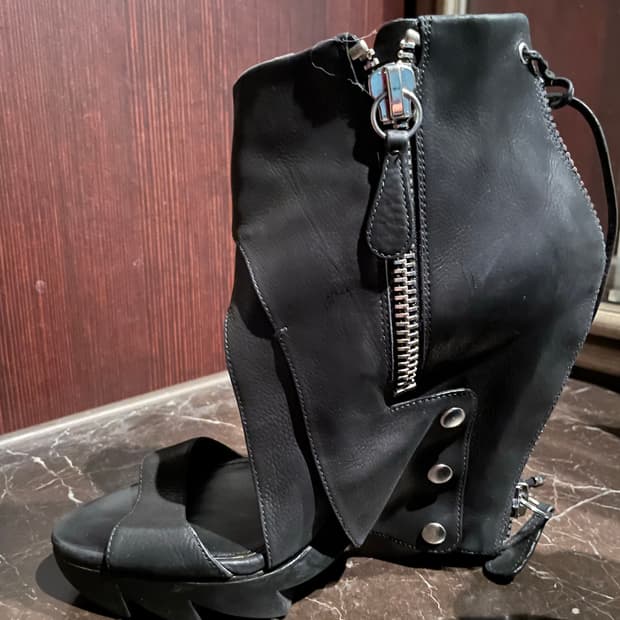 CAMILLA SKOVGAARD 히든 스틸레토 앵클부츠 38