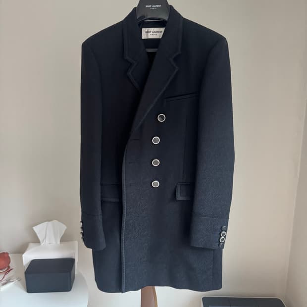 생로랑 페이즐리 문양 코트 54(105)