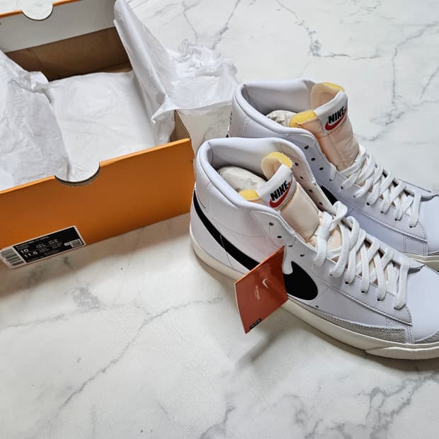 나이키 블레이저 미드 77 빈티지 화이트 블랙 280 새상품