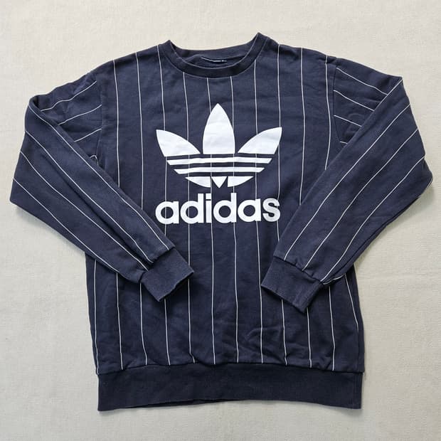 100 아디다스 핀스트라이프 맨투맨  0306Y
