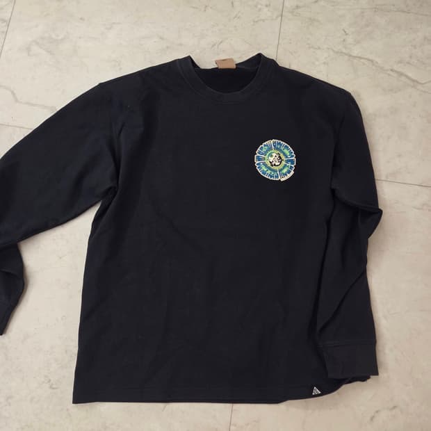 XL 나이키 ACG 써클 긴팔