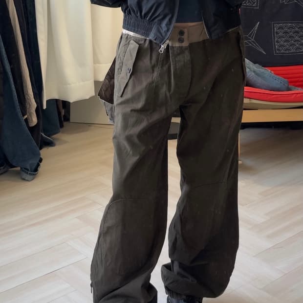 Y2K 스트랩 프린팅 디테일 카키 밴딩 팬츠