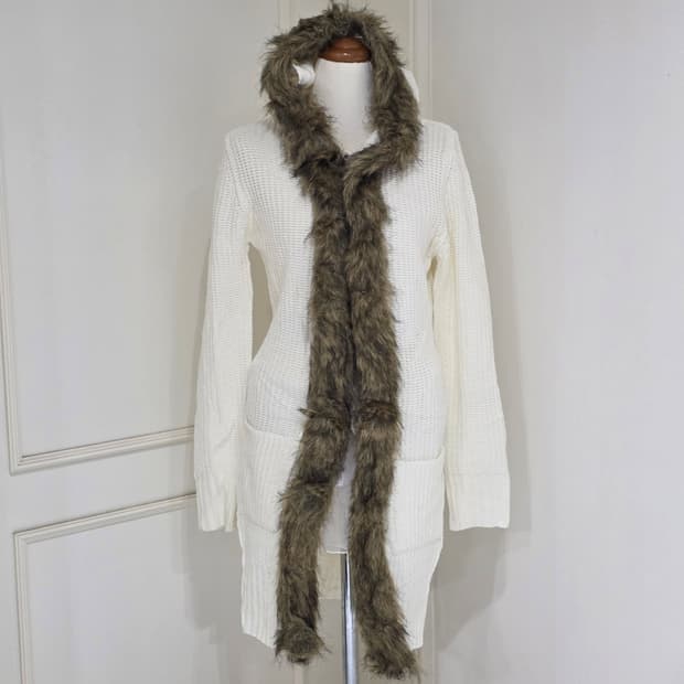 일본빈티지)오네갸루st 모리걸 대대장 모피퍼 후드롱니트가디건