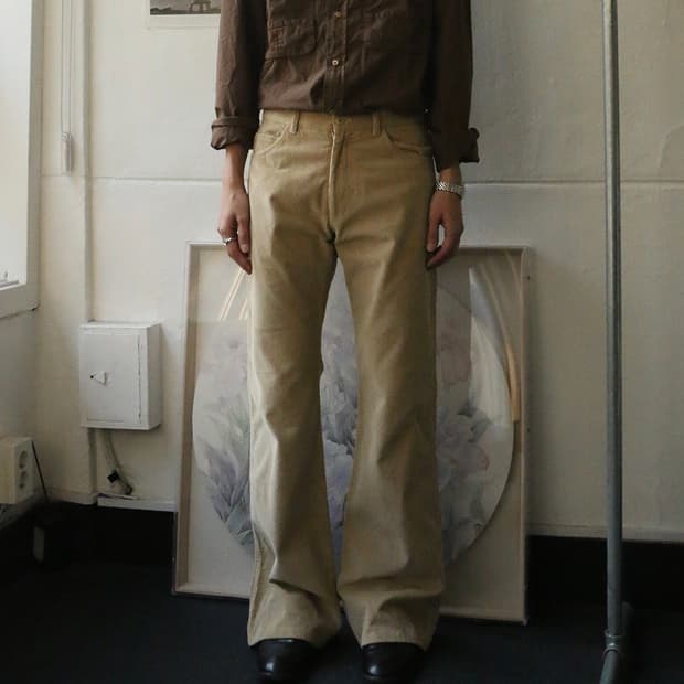 캐서린 햄넷 코듀로이 부츠컷 팬츠