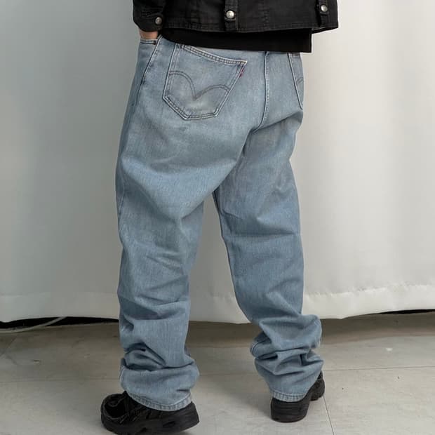 a284) 36 리바이스 560 컴포트