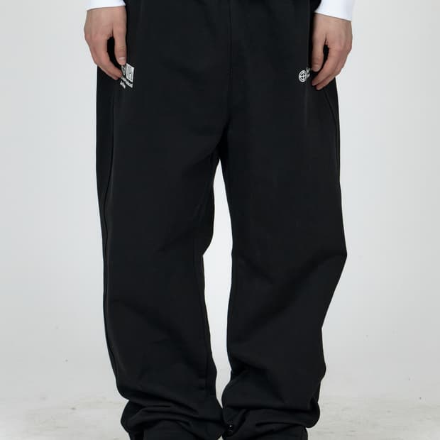 플라스틱 프로덕트 스웻 팬츠 MPa SWEATPANTS