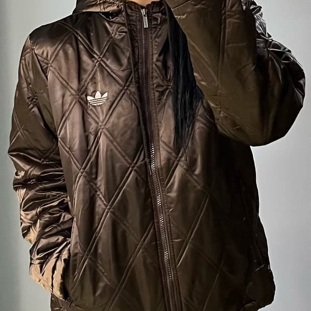 아디다스 Y2K 트레포일 퀼티드 후드 자켓