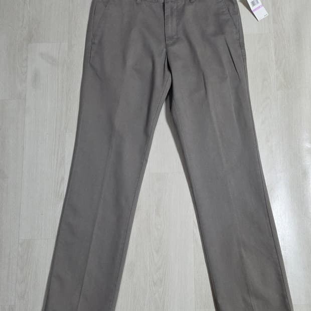 (착샷) 먼싱웨어 펭귄 치노 면바지