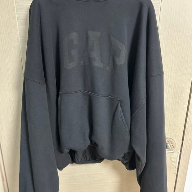 이지갭 발렌시아가 도브 후드 워시드 블랙 m