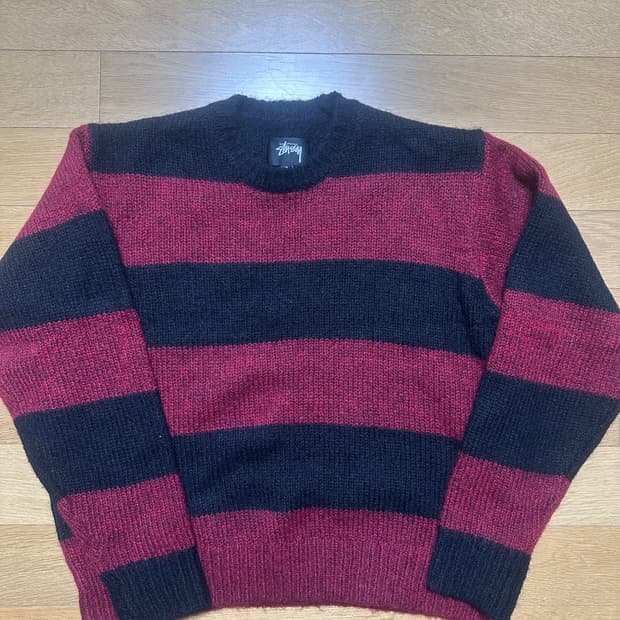 스투시 스트라이프 스웨터