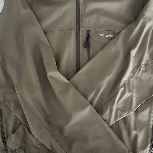 Montbell 베이지 쉘 자켓 L