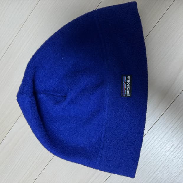 파타고니아 블루 비니