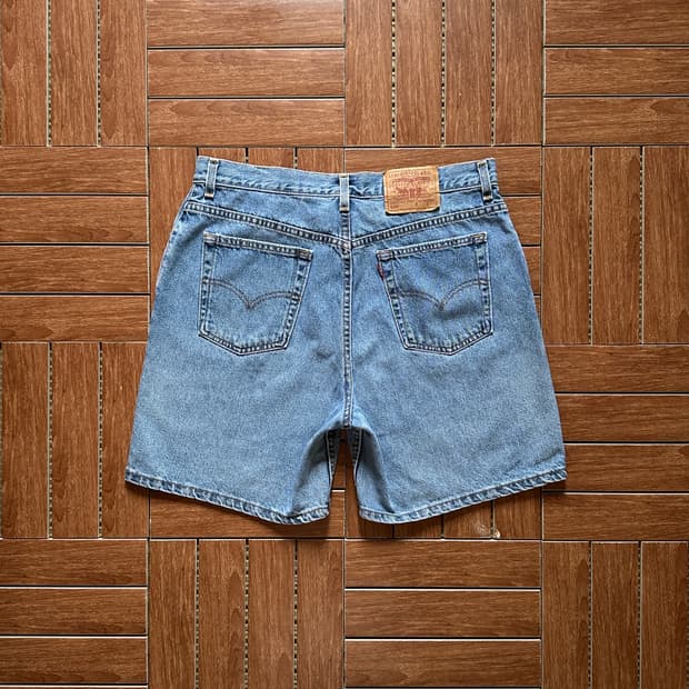 00’s Levi’s 550 usa denim shorts