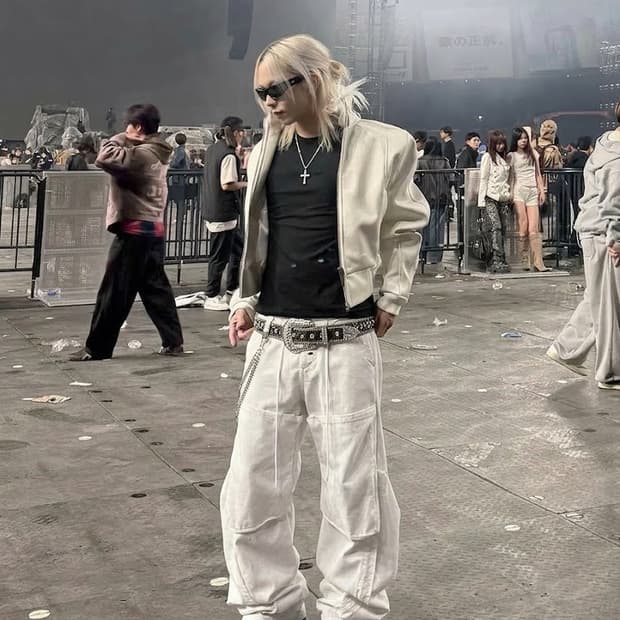 카르넷 아카이브 RUINED MASS DENIM TROUSERS