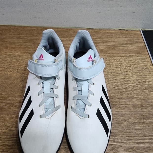 아디다스 풋살화 240