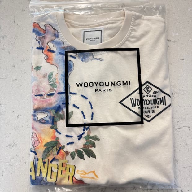 [새제품] 우영미 25ss 아이보리 그래픽 티셔츠 48