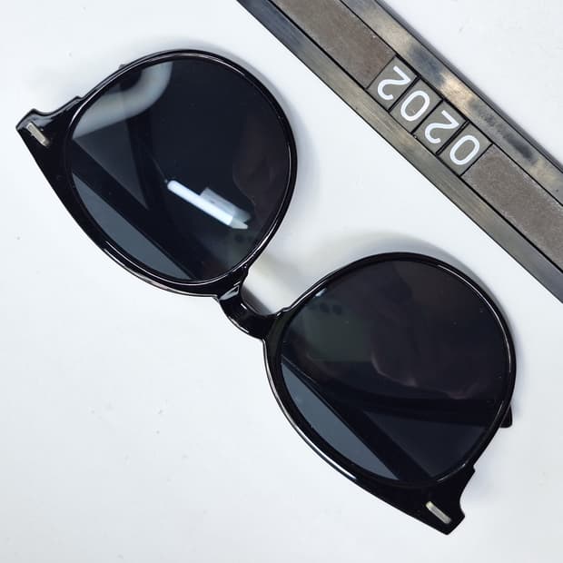 빈티지 선글라스 보스턴 블랙 선글라스 리벳 148mm 클래식 레트로