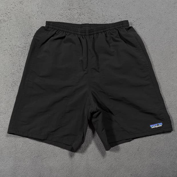 Patagonia 파타고니아 배기스 블랙 하프 팬츠