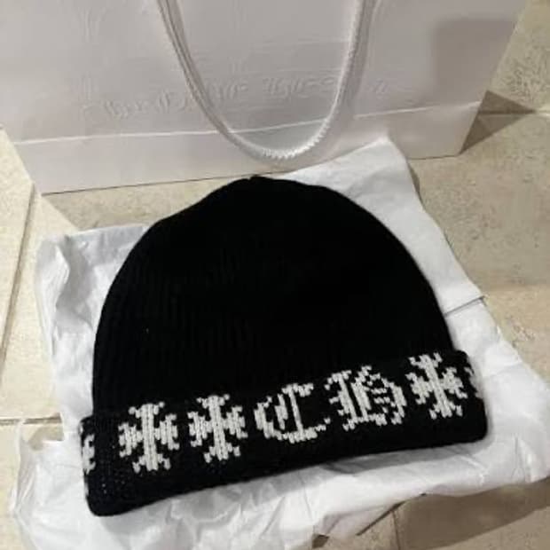 크롬하츠 빅대디 비니 블랙 삽니다