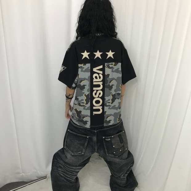 ☠️ 밴슨 카모패턴 3스타 & 로고 자수 패치 반팔 티셔츠 ☠️