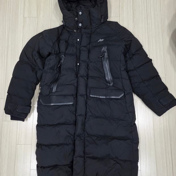 뉴발란스 롱패딩 95m사이즈 블랙