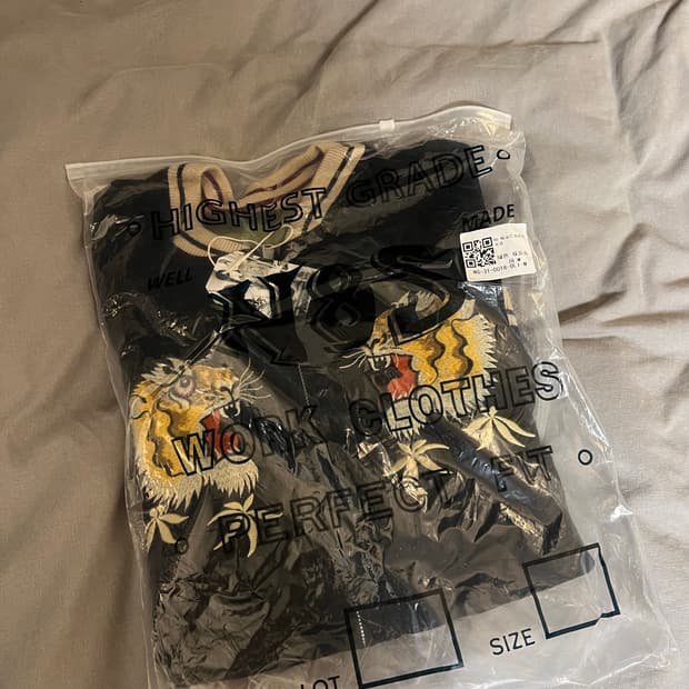 브론슨 수베니어 리버시블 자켓 M 타이거 팔콘 새제품