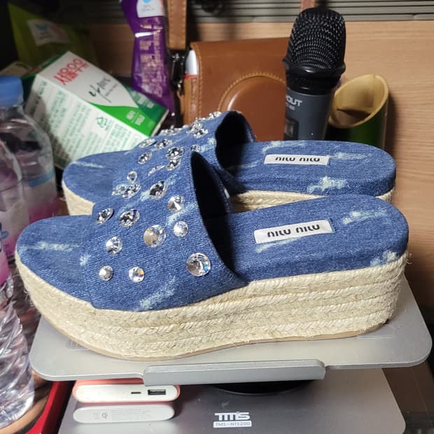 미우미우 에스파듀