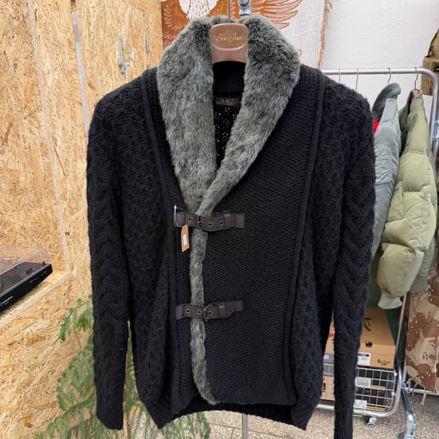 자라 맨 퍼 숄카라 니트 가디건