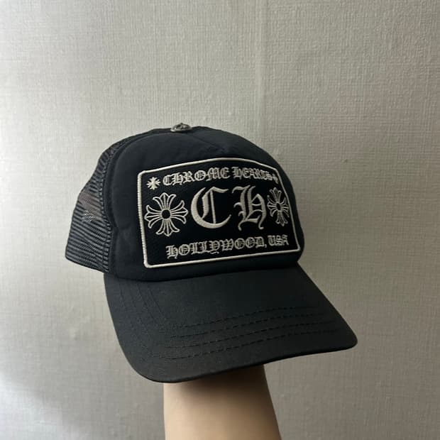 크롬하츠 CH 트러커캡 블랙