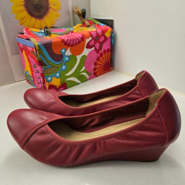 GEOX 여성 양가죽 구두 새상품 (5 cm굽 편한신발) 가격인하