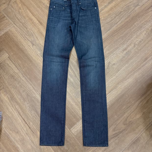 디올옴므 그레이 워싱진