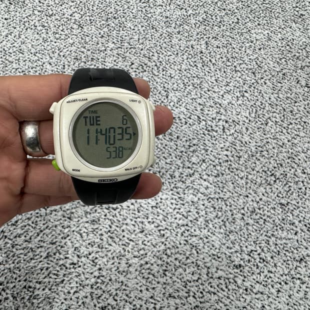세이코 FUNWALKER 빈티지 디지털 시계