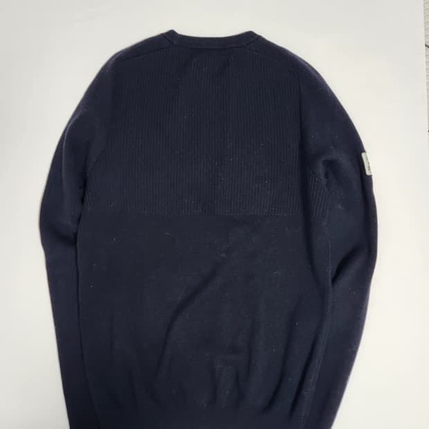 라코스테  네이비니트