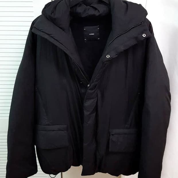 일꼬르소 남성 볼륨 퍼 오버핏 구스다운 패딩 블랙