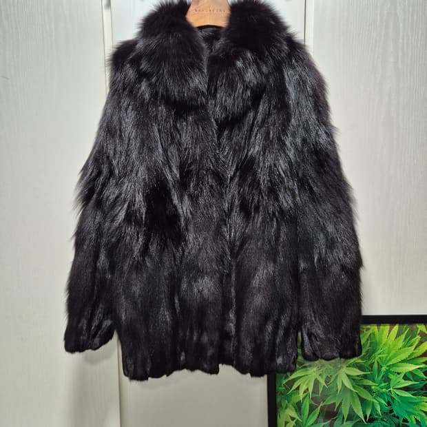 (세일)빈티지 블랙 폭스 퍼 코트