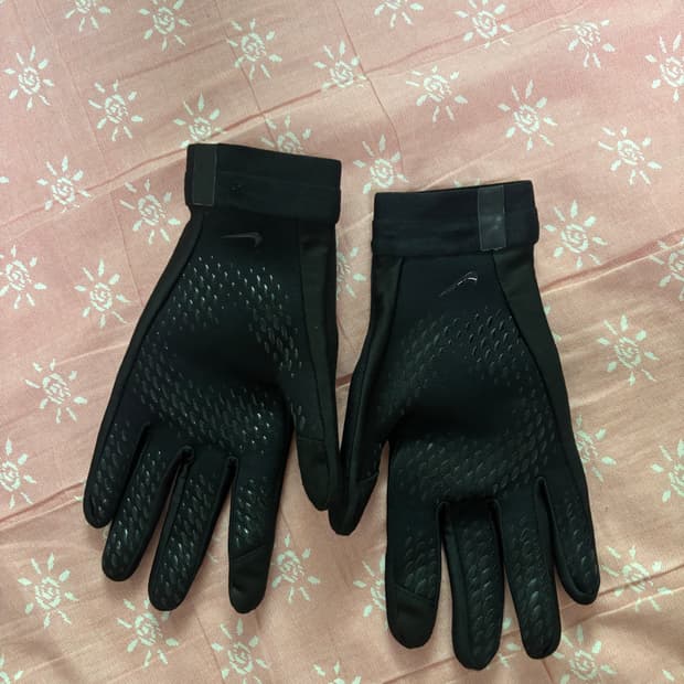 나이키 드라이핏 장갑 M사이즈 새상품 판매