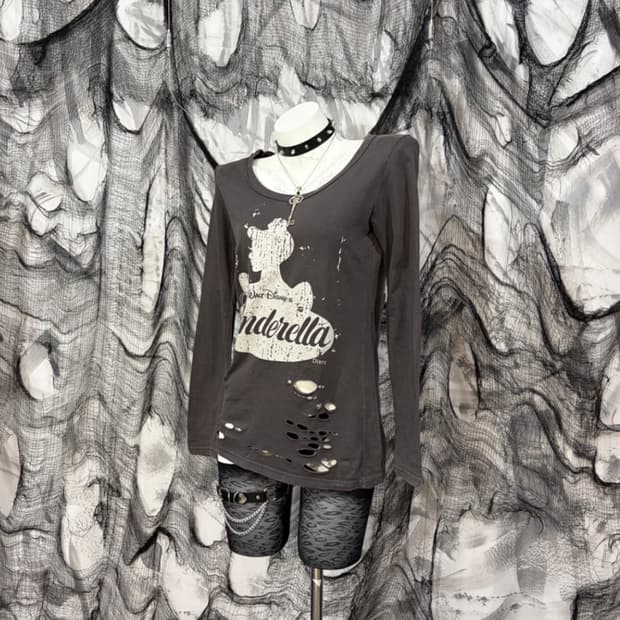 Y2K Distressed Damage long sleeve