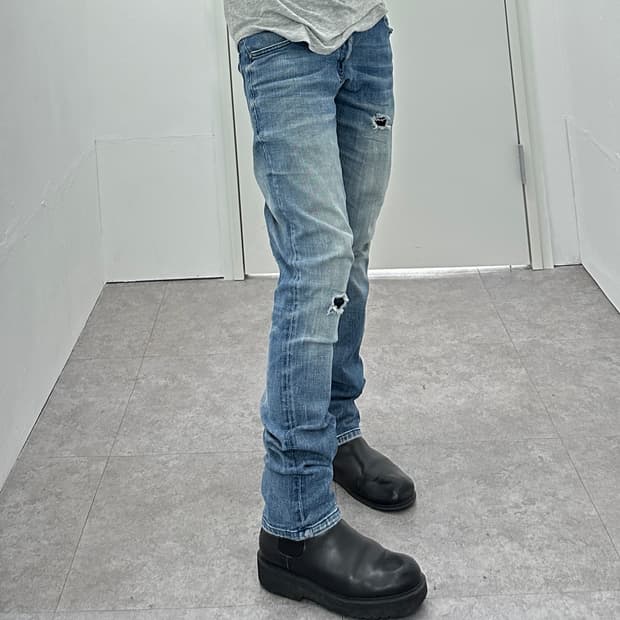 00s destroyed damaged denim jeans